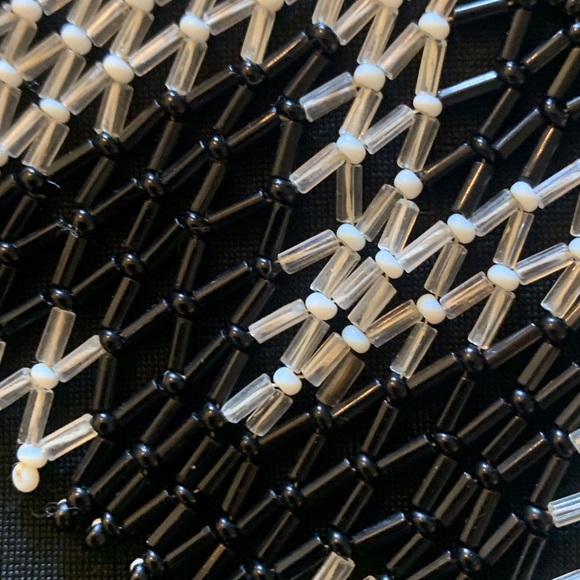 Vintage Black/White Seed Bead Collar Necklace - Picture 10 of 10